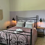 Alojamento de Acomodação e Pequeno-almoço Casa Rilore Ostra Vetere